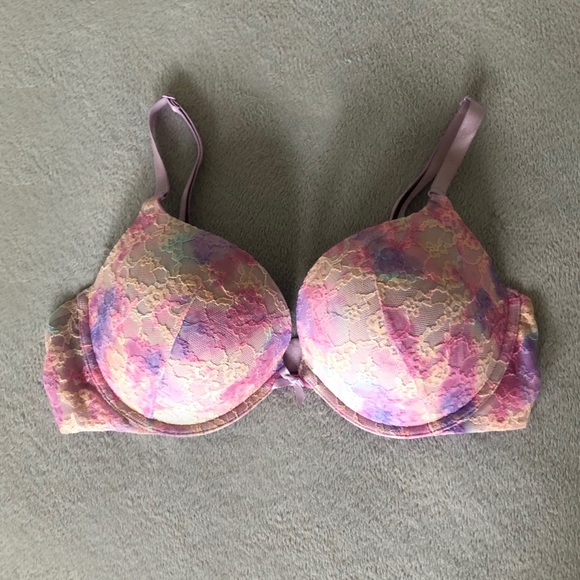 Victoria's Secret Other - Victoria’s Secret Lace Push-Up Bra